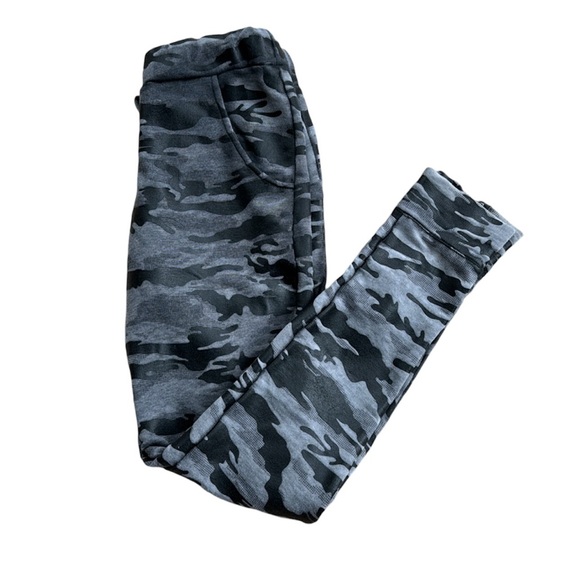 SPENGLISH black & grey Camo joggers, M, EUC - Picture 1 of 11